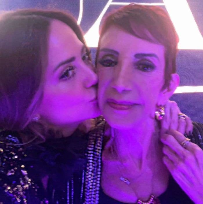 Andrea Legarreta y su mamá
