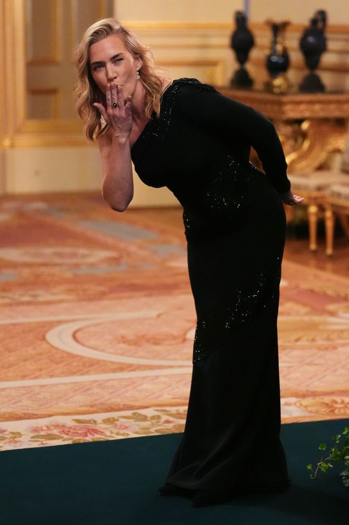 Kate Winslet en Windsor para el estreno del documental En busca de la armonía: la visión de un Rey