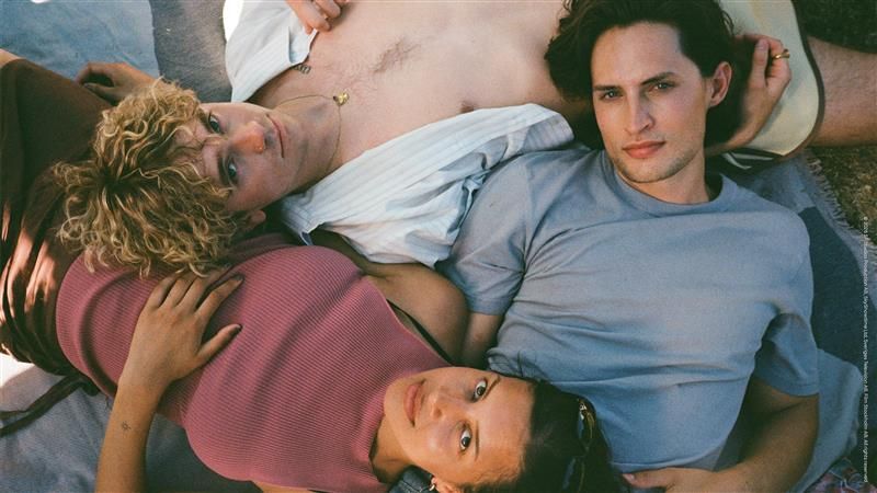 'Trío' llega a SkyShowtime el próximo 1 de junio