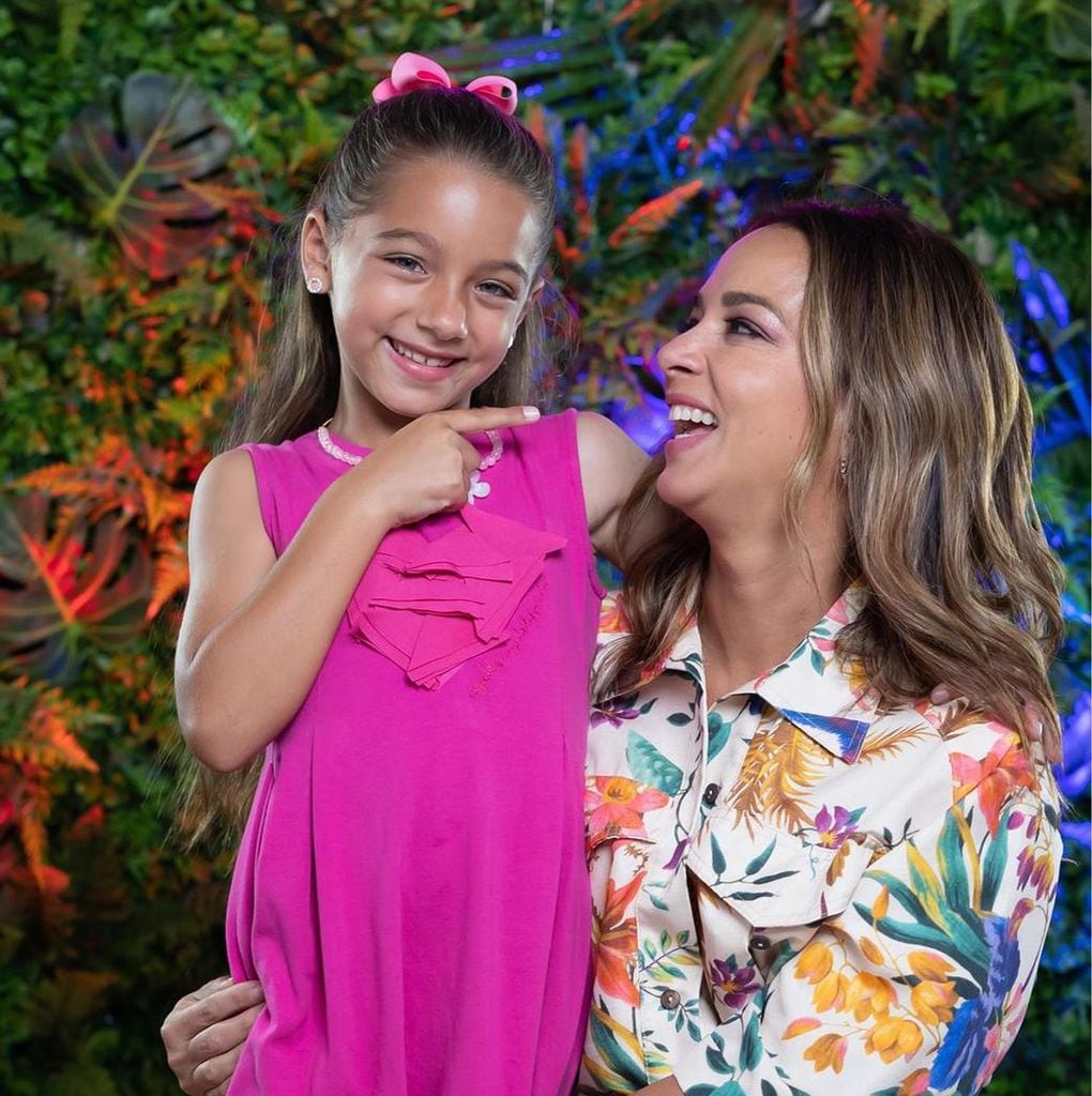 Adamari López y Alaïa