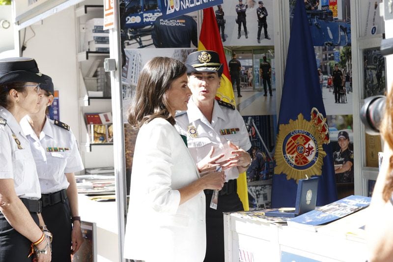 Reina Letizia en la Feria del Libro