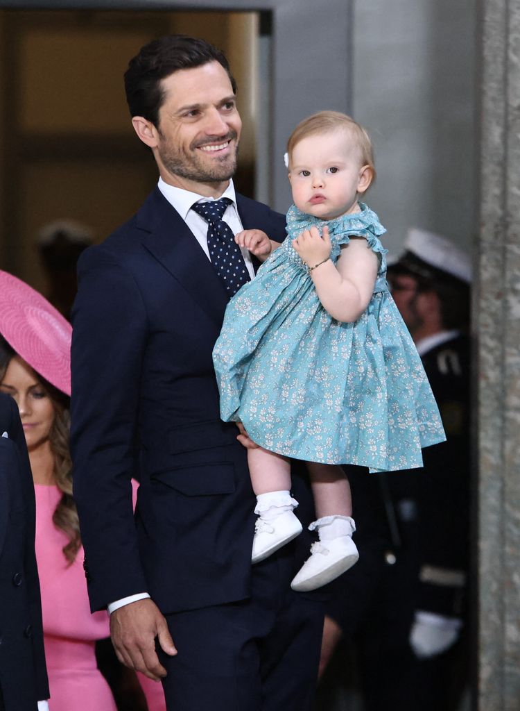 Carlos Felipe de Suecia junto a su hija Inés