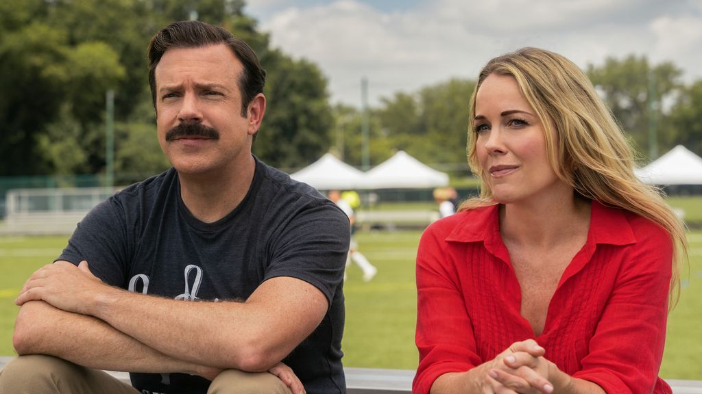 Jason Sudeikis y Andrea Anders en 'Ted Lasso'