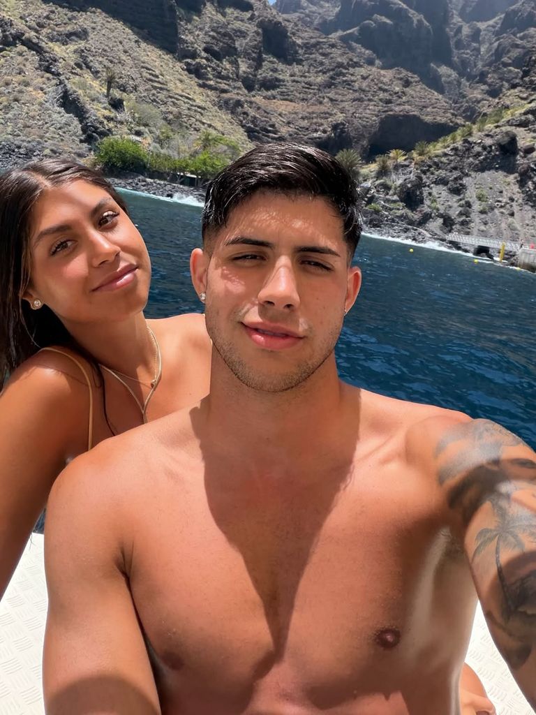 Daniela Sánchez, hija de Joaquín, con Antonio Cordero
