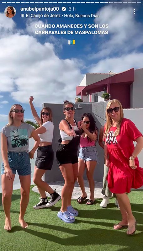 Baile amigas de Anabel