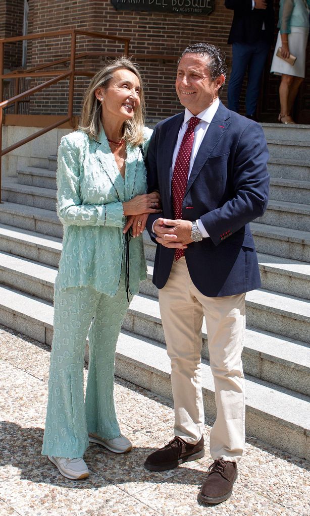 marta-pombo-doble-celebraci-n-bautizo-de-su-hija-y-petici-n-de-mano