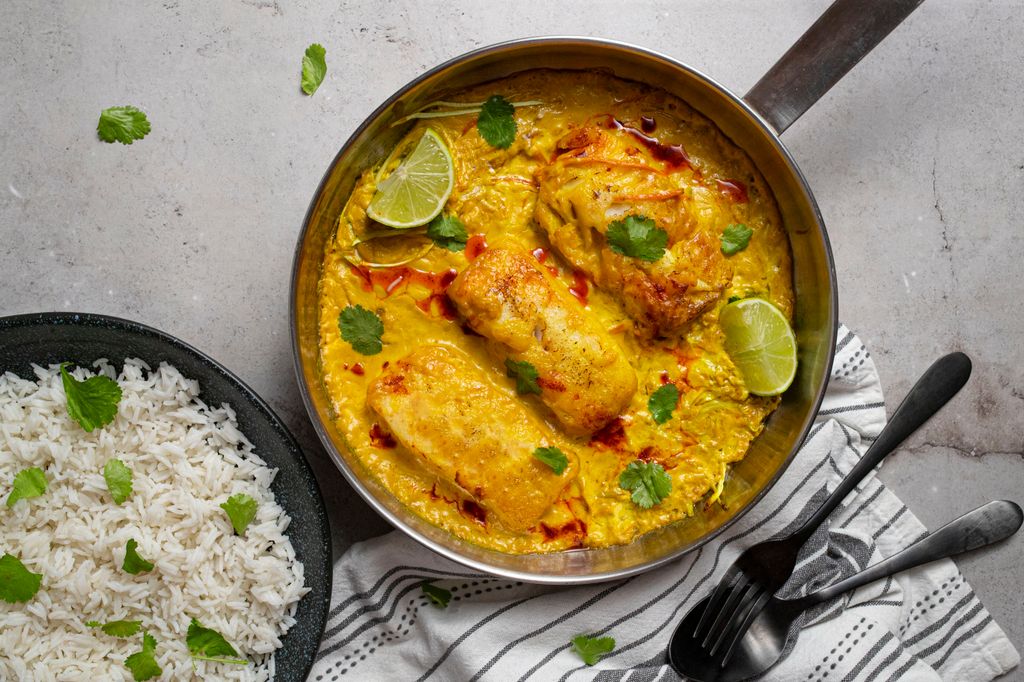 Merluza al curry suave