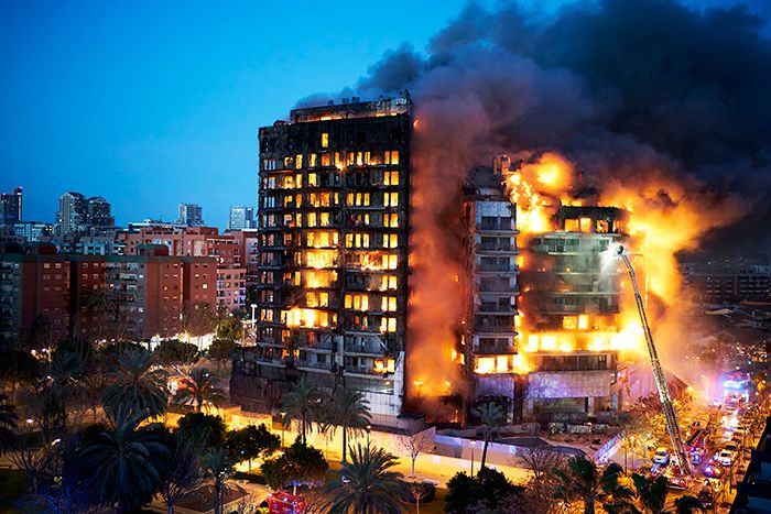 Cuatro muertos es el balance del incendio en Valencia