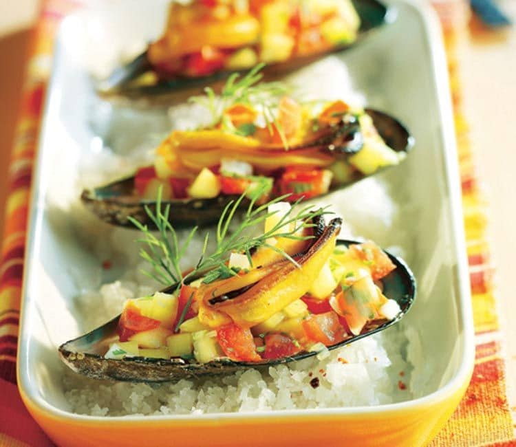 Mejillones con ensalada de mango