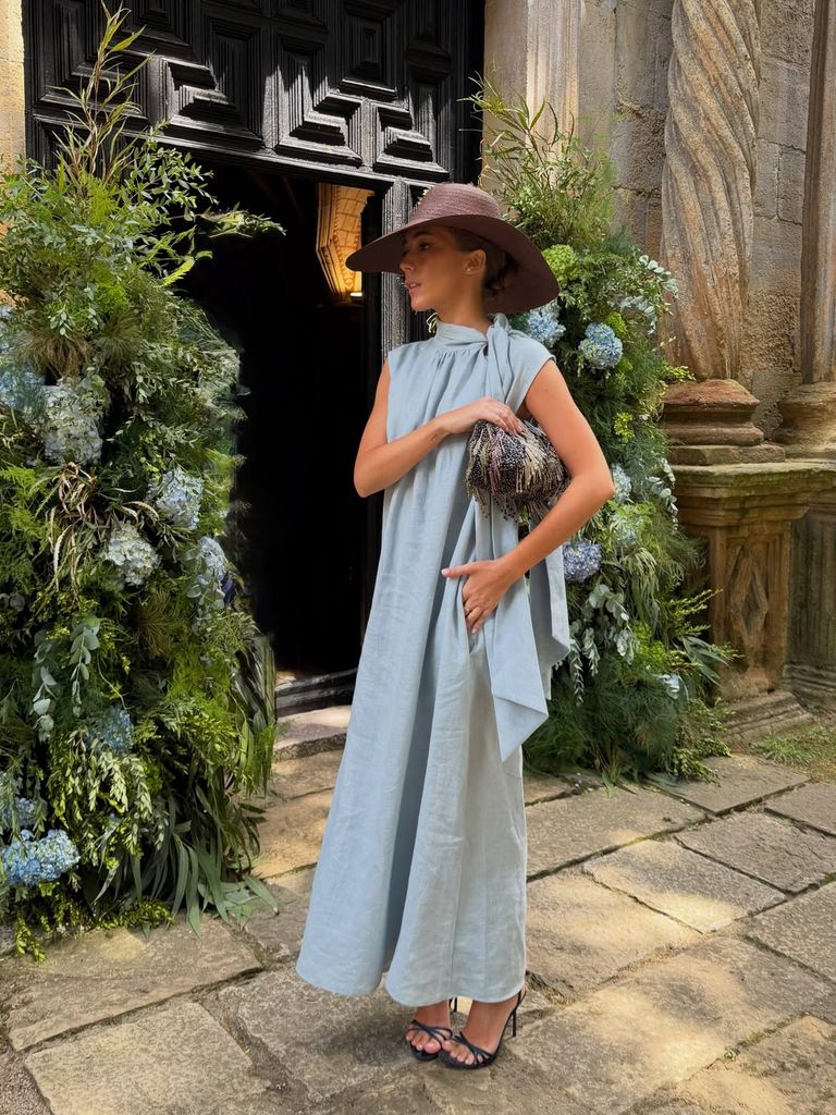 Paula Gómez Castellano, la elegancia relajada de una boda en el norte
