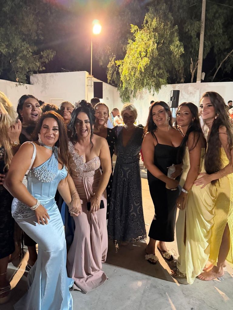 Eugenia, una más en el enlace en Cádiz del nieto de Camarón