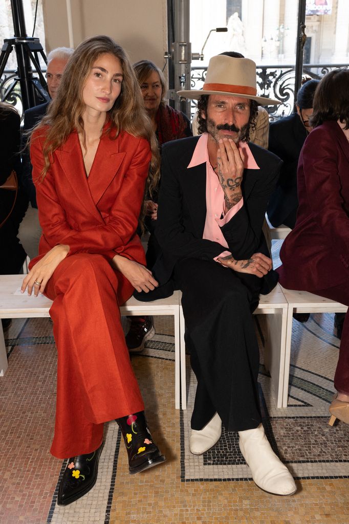 Almudena Cañedo y Leiva en el desfile de Gabriela Hearst durante la Paris Fashion Week Otoño 2026, celebrado en el Petit Palais el 9 de marzo de 2026 en París, Francia