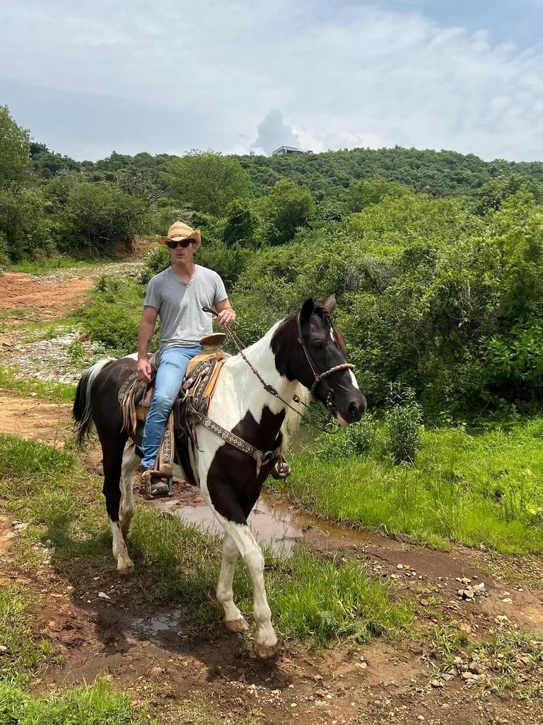 Mauricio Ochmann pasó un rato muy tranquilo en la naturaleza 