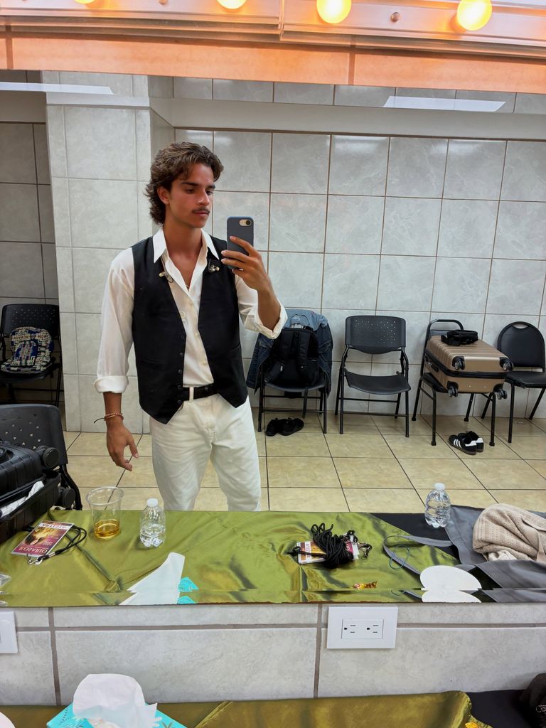 Pedro Antonio, hijo de Rosario, ha compartido una recopilación de imágenes