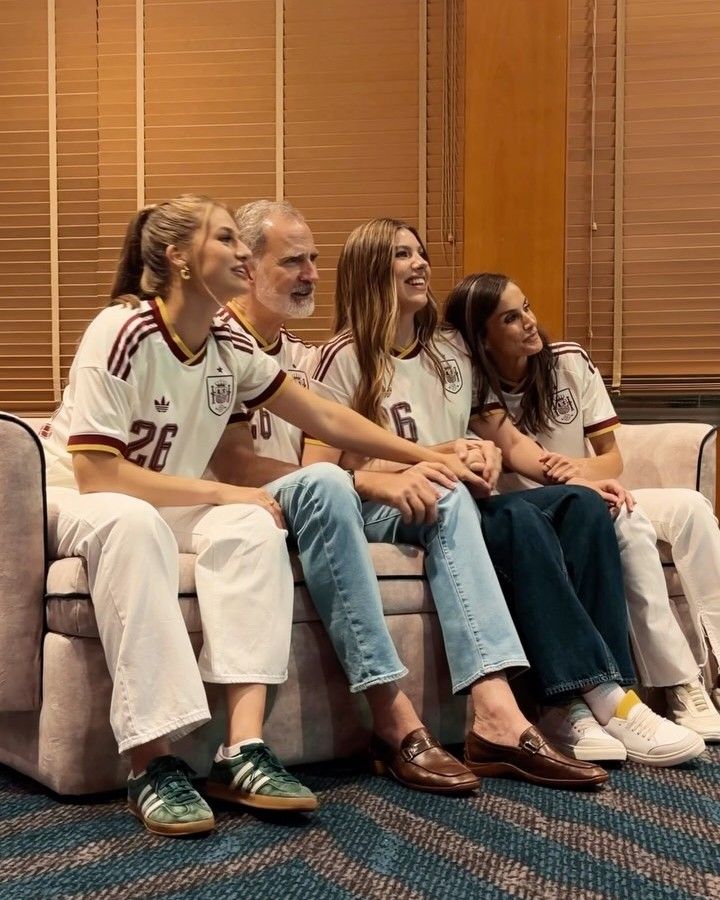 Así celebraron los reyes Felipe y Letizia y sus hijas, la princesa Leonor y la infanta Sofía, el pase de España a la final del Mundial