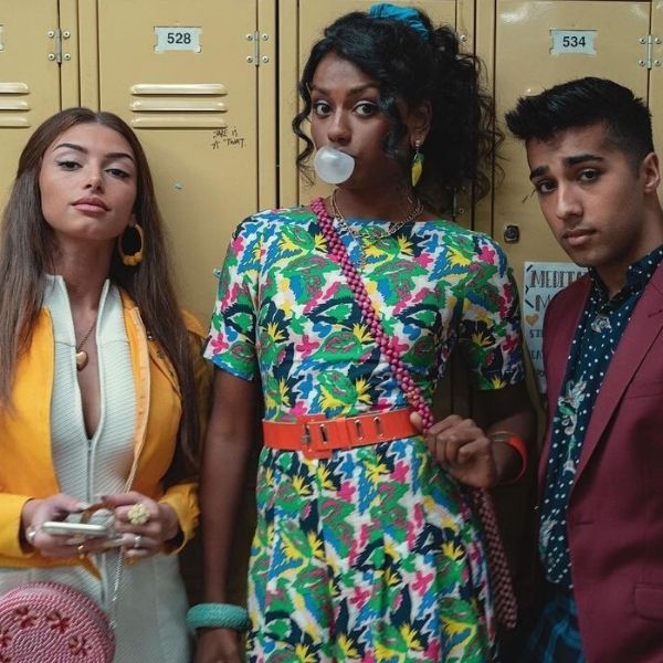 Simone Ashley durante el rodaje de 'Sex Education'