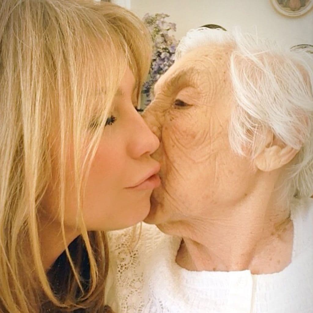 thal a y su abuela