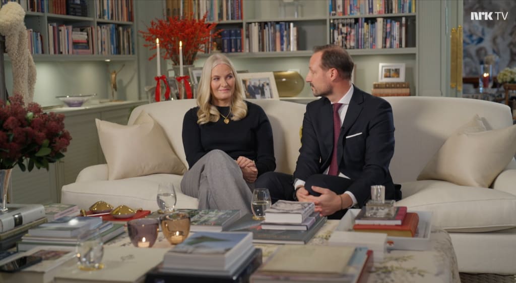 Haakon y Mette-Marit de Noruega en la tradicional entrevista de balance de año que conceden en la cadena pública noruega NRK