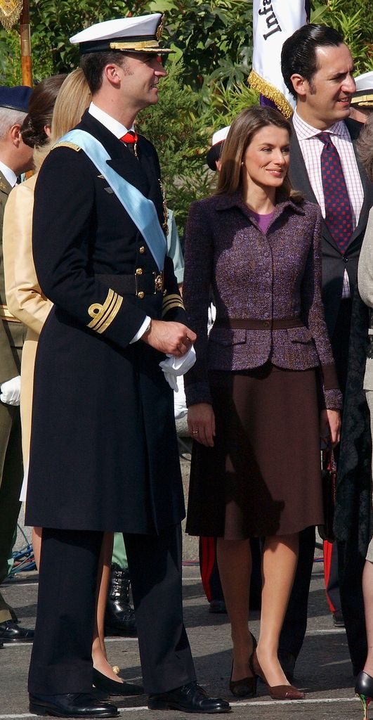 Reyes Felipe y Letizia en el 12 de octubre de 2004