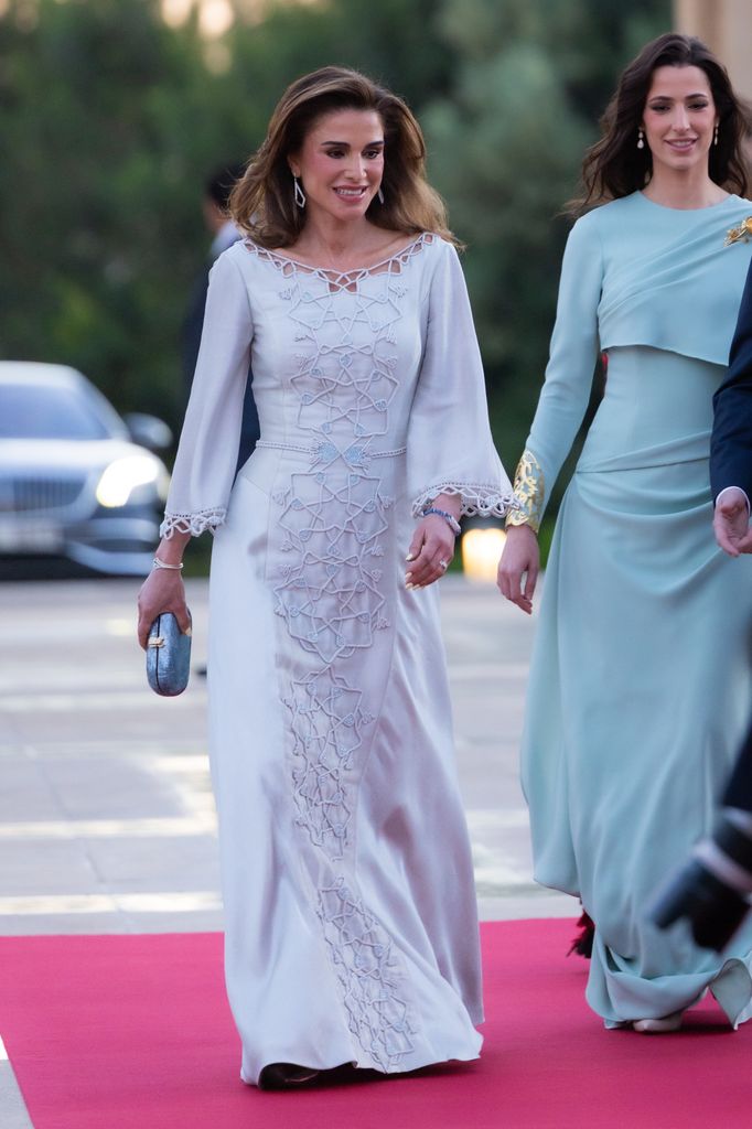 Rania y Rajwa de Jordania en la celebración del 80 aniversario del Día de la Independencia de Jordania
