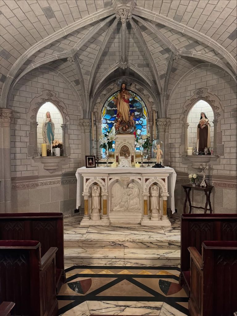 Sassa de Osma pasando la Navidad en Lima, Perú con su familia.