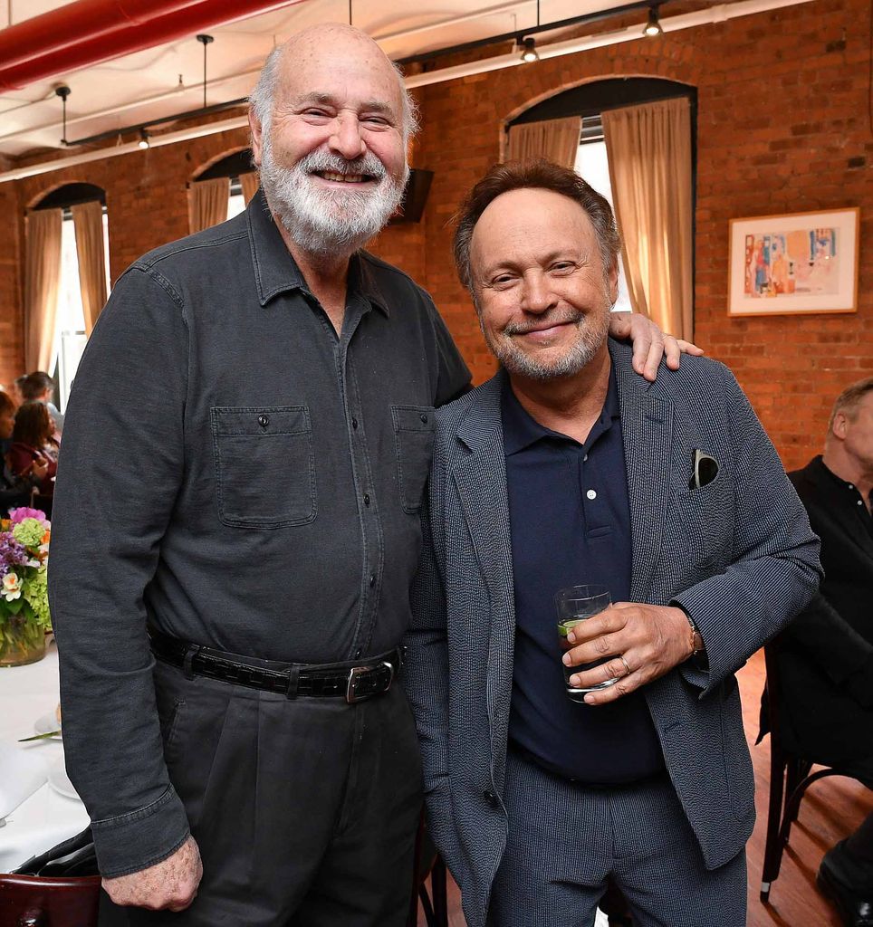 Rob Reiner junto a su buen amigo Billy Crystal en una foto de 2019.