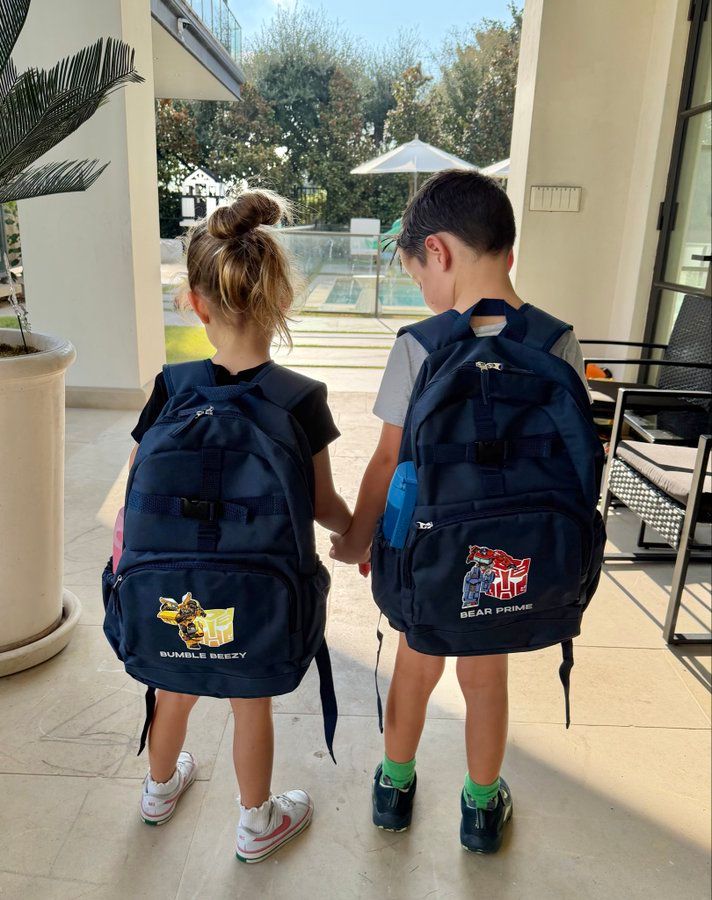 Los hijos pequeños de Elon y Zhivon