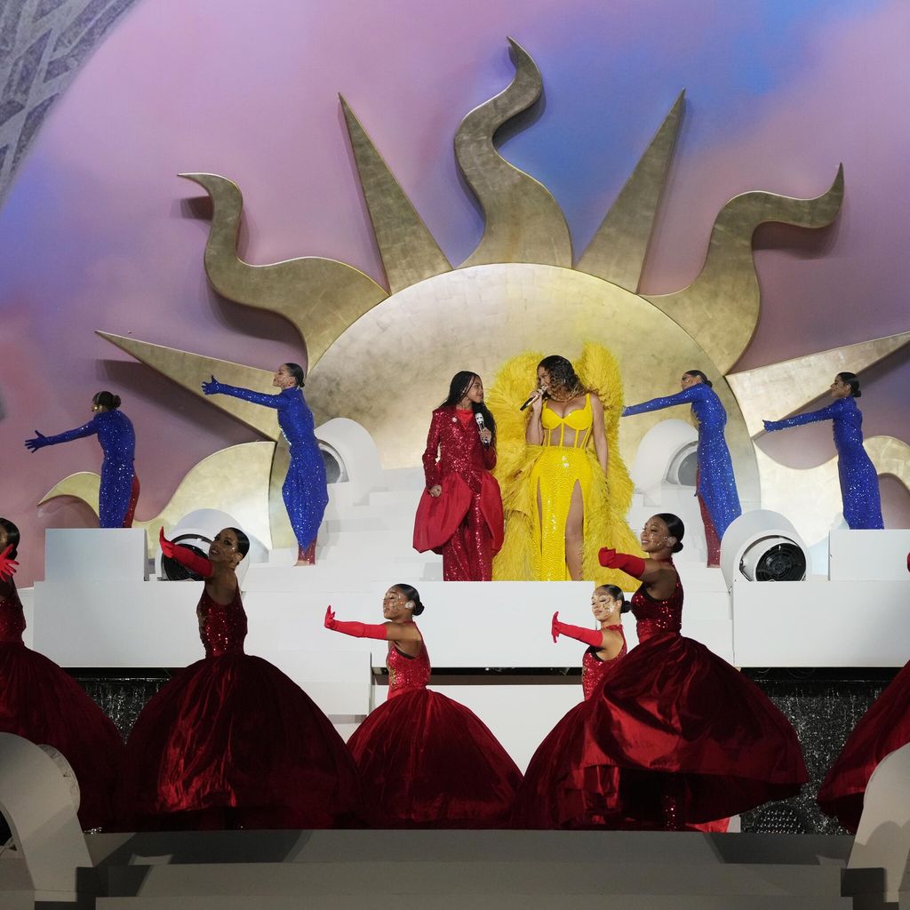 Atlantis The Royal Grand Reveal Weekend 2023 - Beyonce Performance