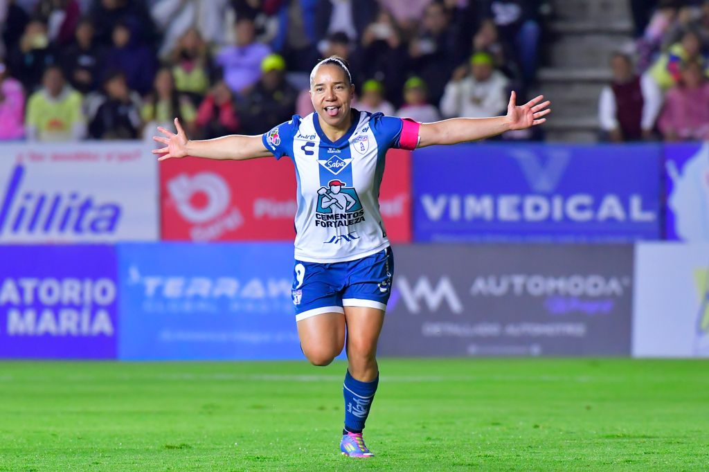 Charlyn Corral ha brillado como goleadora junto a las Tuzas del Pachuca.