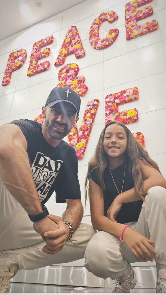 Para Toni Costa no hay tesoro más valioso que su amada hija Alaïa.