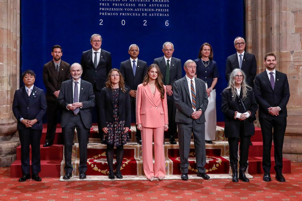Leonor presidió por primera vez sola la audiencia con los galardonados