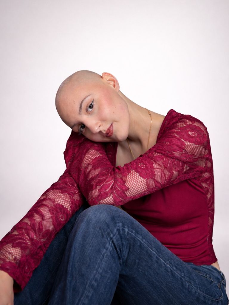 En septiembre de 2025, Anouk recibió el diagnóstico de un sarcoma CIC-DUX4, un tipo de cáncer poco común que cambió por completo su vida