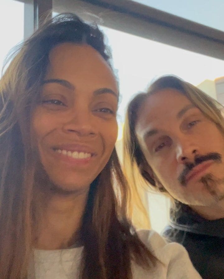Zoe Saldaña y su esposo