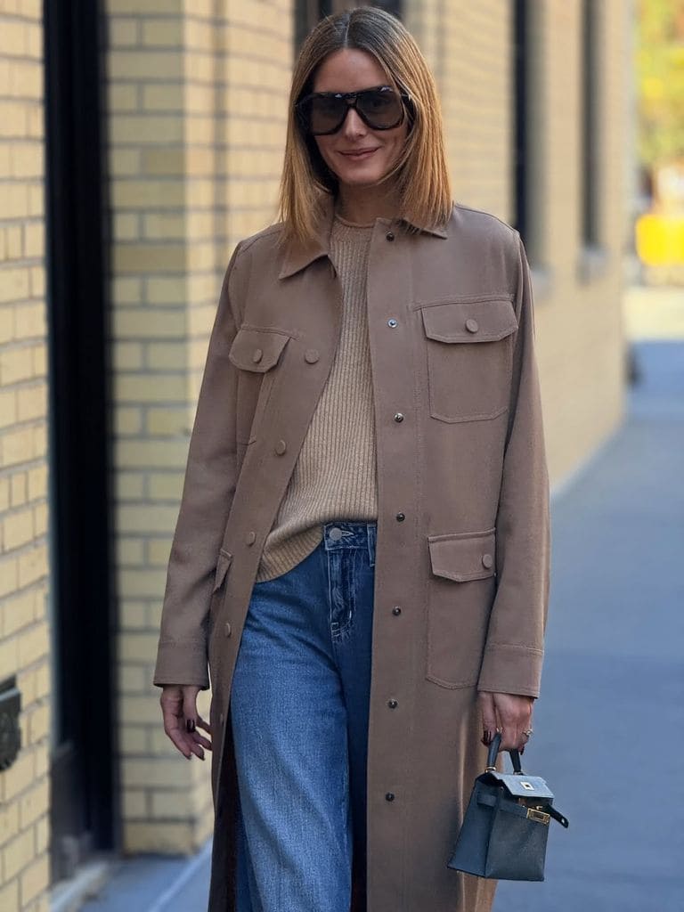 Los abrigos largos NO te hacen más bajita si llevas estos vaqueros