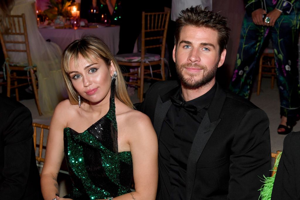 Miley Cyrus y Liam Hemsworth en la gala Met en 2019 en el Metropolitan Museum of Art de Nueva York