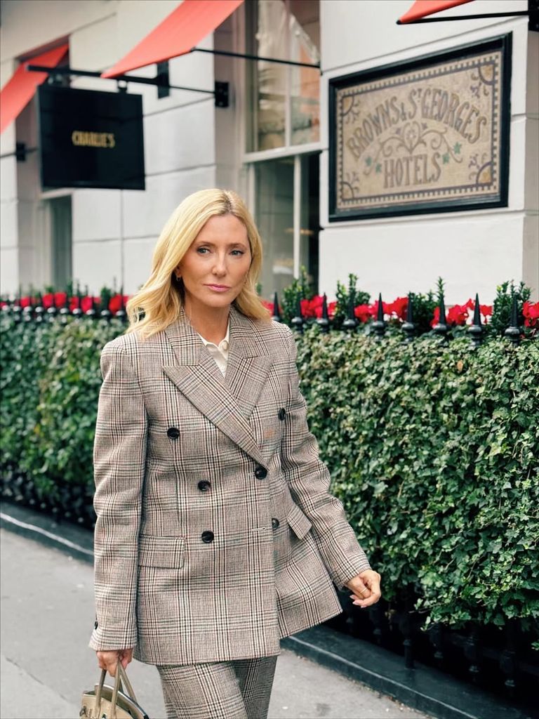 Marie-Chantal de Grecia celebrando el 25 aniversario de su firma en Londres.