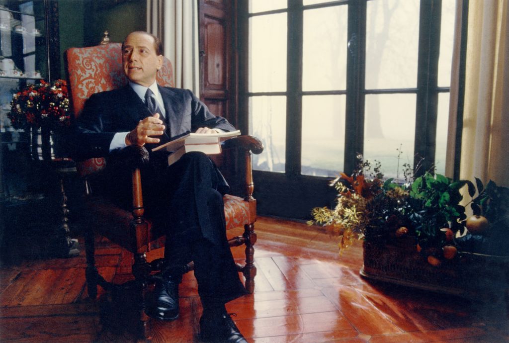 Silvio Berlusconi, en un imagen de archivo de 1980 en su casa