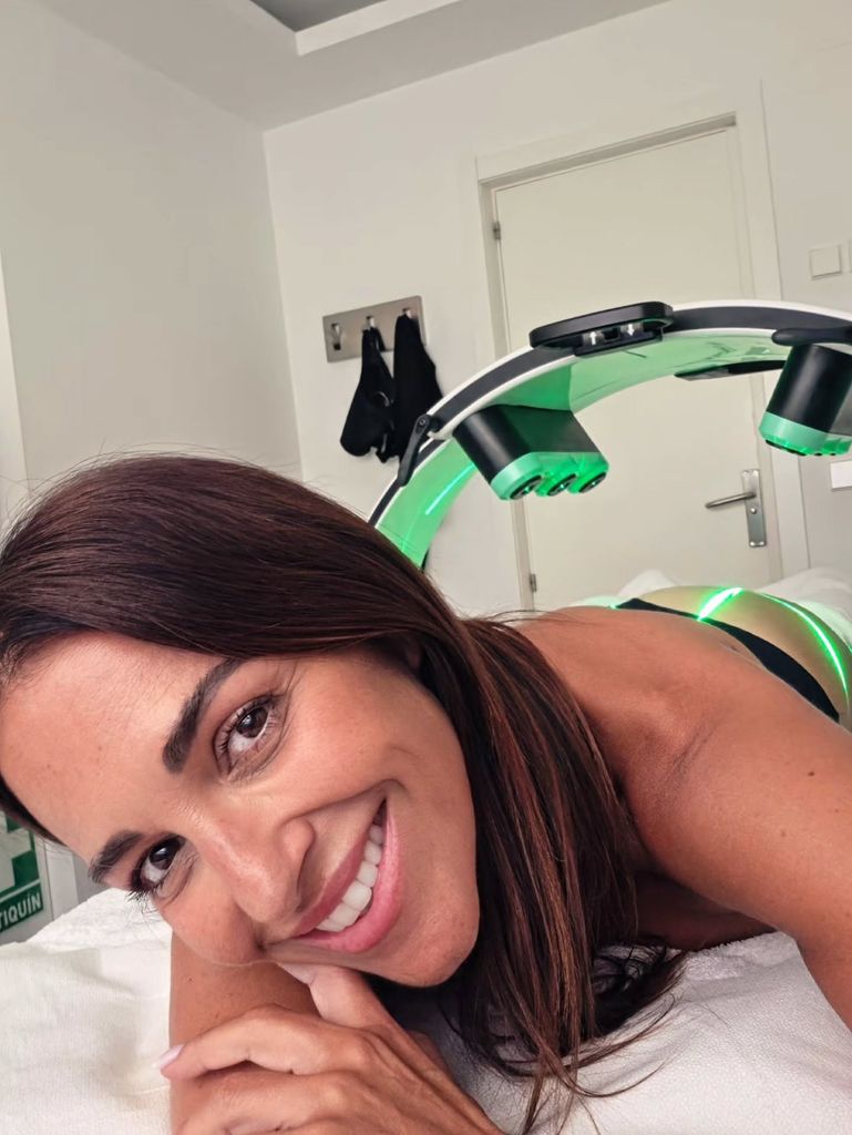Paula Echevarría con el láser esmeralda para la grasa localizada
