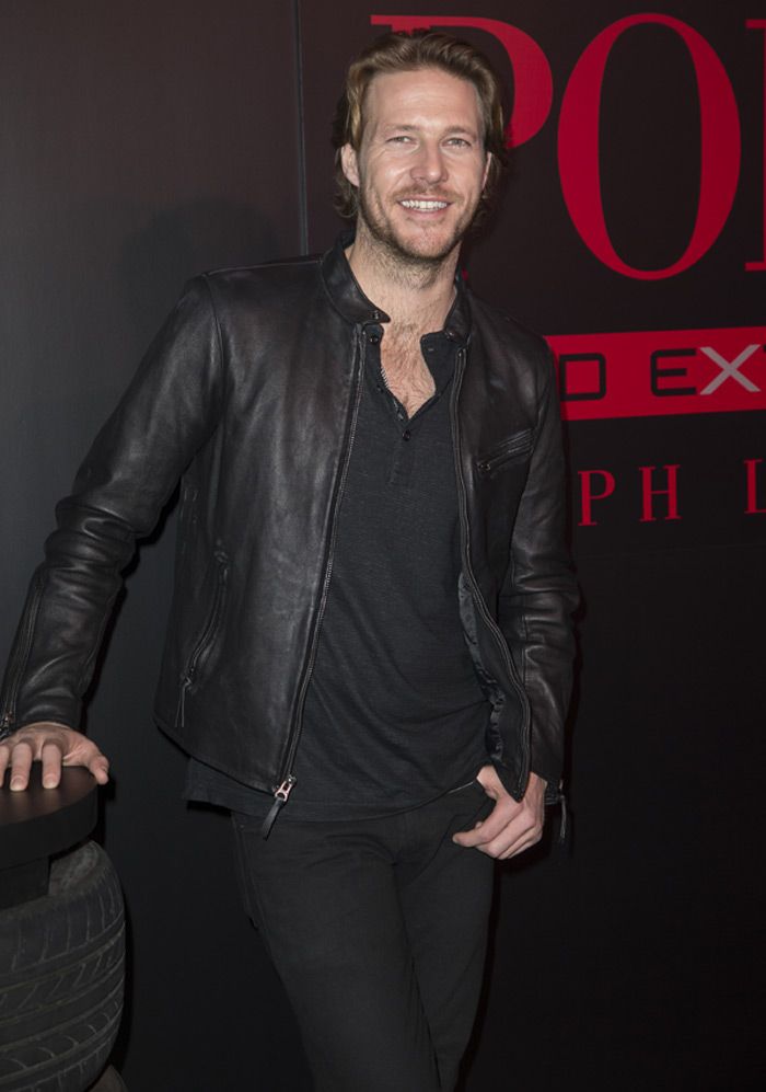luke-bracey-4z