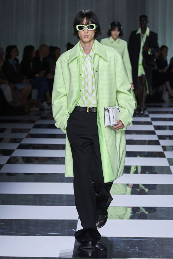 versace044a