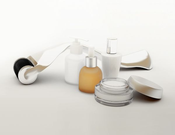 Cremas y sérums para microneedling