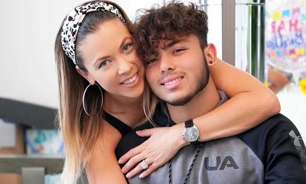 ximena duque y su hijo cristan carabias