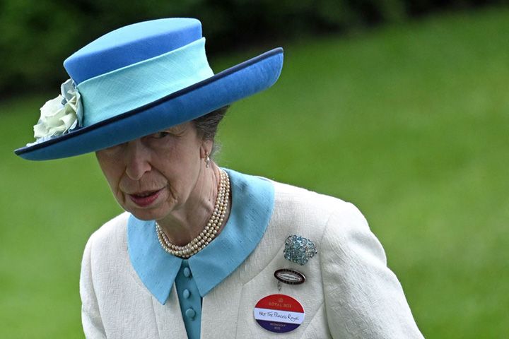 La princesa Ana impacta en Ascot con un vestido que estrenó cuando tenía 27 años