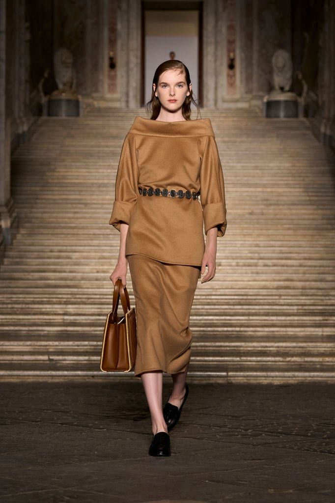 Max Mara: desfile de la colección Resort 2026 en Nápoles