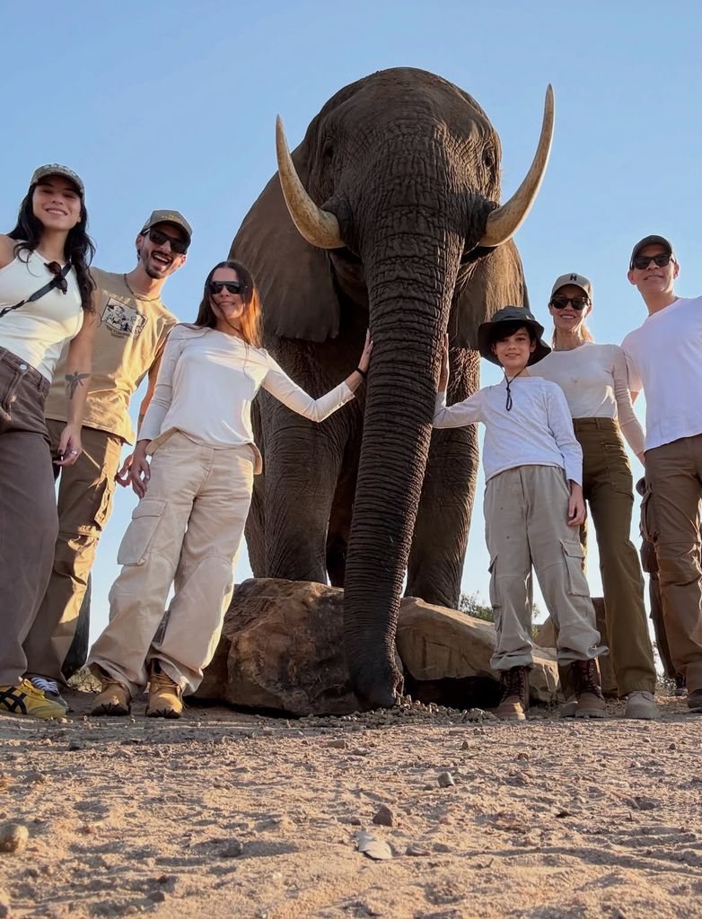 Jaydy Michel con su familia en África