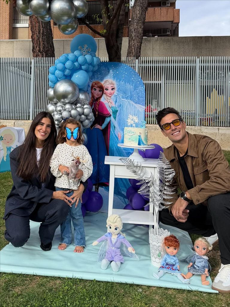 El tercer cumpleaños de la pequeña Elsa