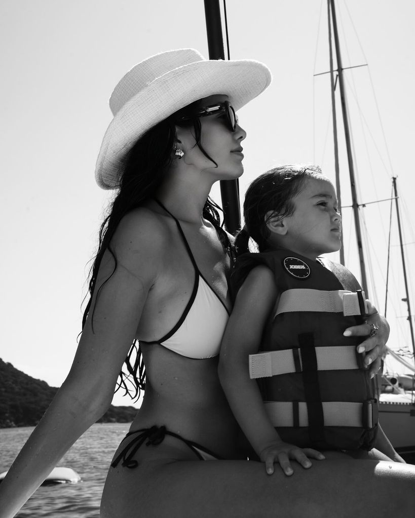 Sharon Fonseca y su hija Blu Jerusalema.