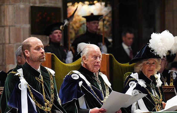 El príncipe Guillermo, el rey Carlos III y la reina Camila asistieron al Servicio de la Orden del Cardo en la catedral de St Giles