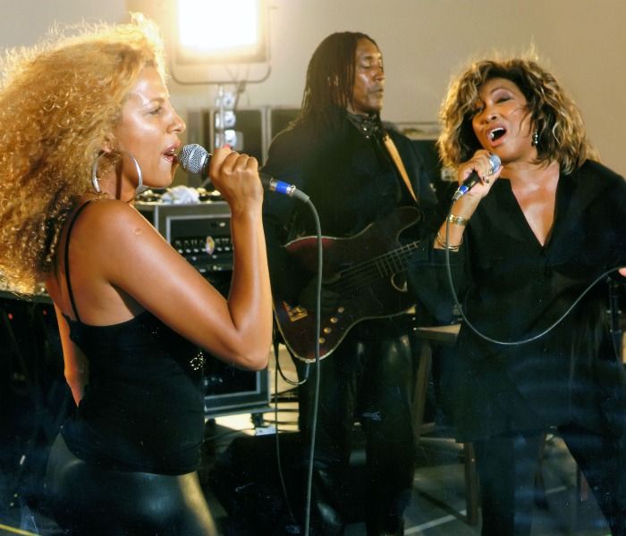 Tina Turner, Ronnie Turner y Haffida