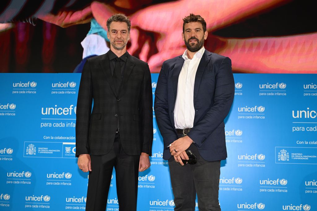 Pau Gasol y Marc Gasol en los premios Unicef
